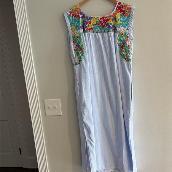J. Marie Embroidered Pinstripe Sleeveless Dress with Floral Design L - Picture 9 of 15